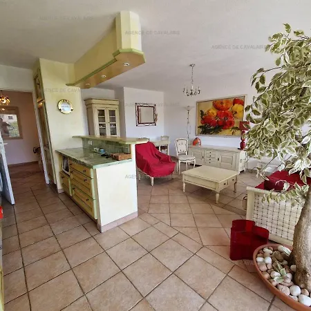 T3 Au Centre De Avec Parking, Clim, Wifi, Proche Appartement Cavalaire-sur-Mer